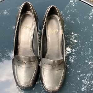 IMPO silver/gray 3.5” heel size: 7